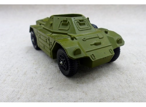 Dinky Toys 680 Ferret Scout car Blindé militaire léger