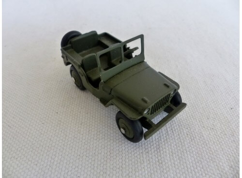 Dinky Toys 80B Jeep Militaire Willys-Hotchkiss avant