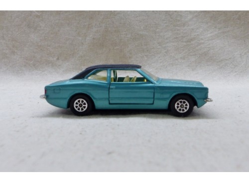 Corgi Toys 313 Ford Cortina GXL 1/43° droit