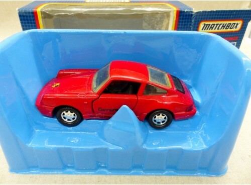 Matchbox KingSize K-168 SuperKings Porsche 911 Carrera 4 detail