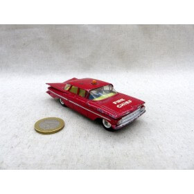 Corgi Toys 439 Chevrolet Impala Fire Chief  avant