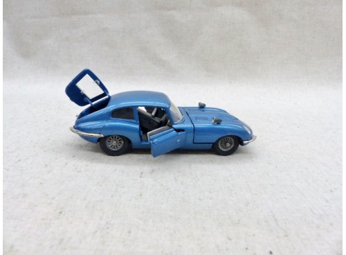 Corgi Toys 335 Jaguar E Coupé 2 + 2 bleu