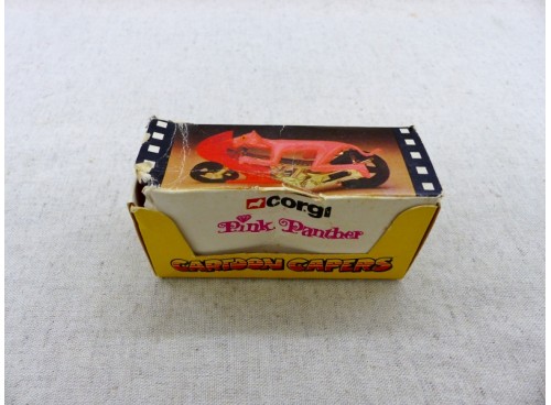 Corgi Toys 56351 Cartoon Capers La Panthere Rose (The Pink Panther) en Moto
