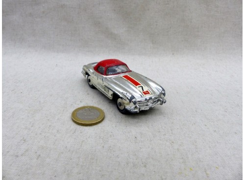 Corgi Toys 304S  Mercedes-Benz 300 SL Coupe