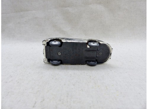 Corgi Toys 304S  Mercedes-Benz 300 SL Coupe dessous