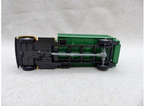 Corgi Toys 484 Dodge Kew Fargo dessous