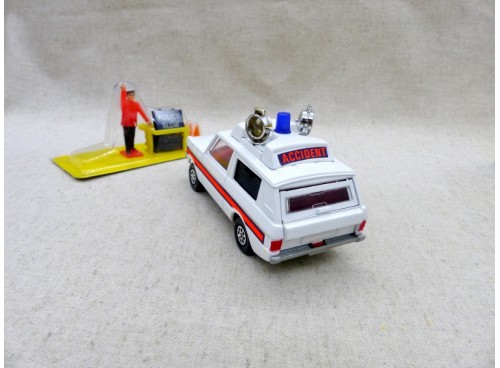 Corgi Toys 461 Police "Vigilant" Range Rover arrière