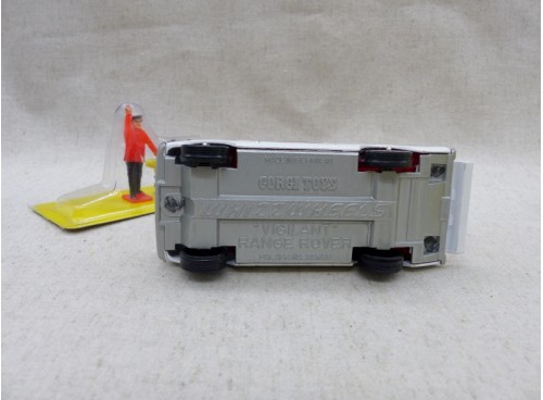 Corgi Toys 461 Police "Vigilant" Range Rover dessous
