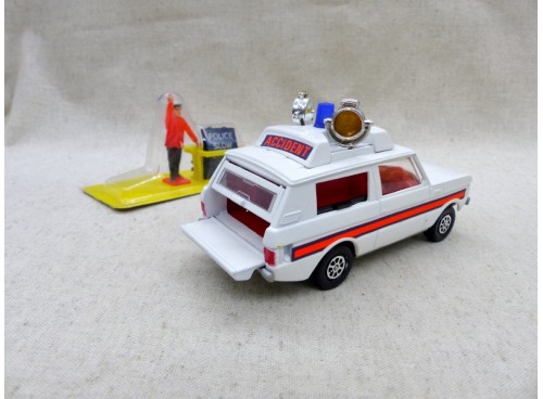 Corgi Toys 461 Police "Vigilant" Range Rover arrière ouvert