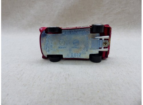 Hot Wheels Mattel Mebetoys 6612 Alfa Romeo 33-3 6612 Série Sputafuoco 1/43° dessous