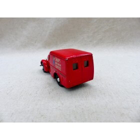 Dinky Toys 1/43 Commer 8 CWT Van Sharp's Super Kreem Toffee