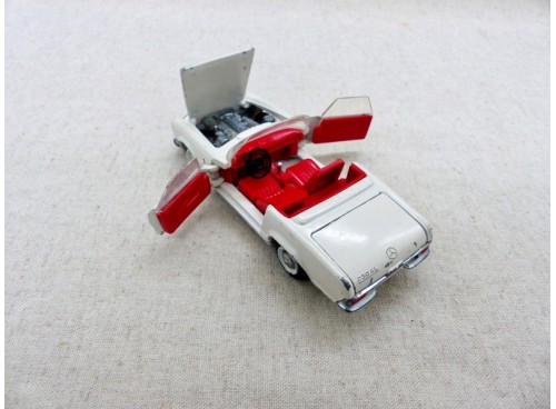 Tekno 928 Mercedes-Benz 230 sl Roadster Tekno 928 Mercedes-Benz 230 sl Roadster