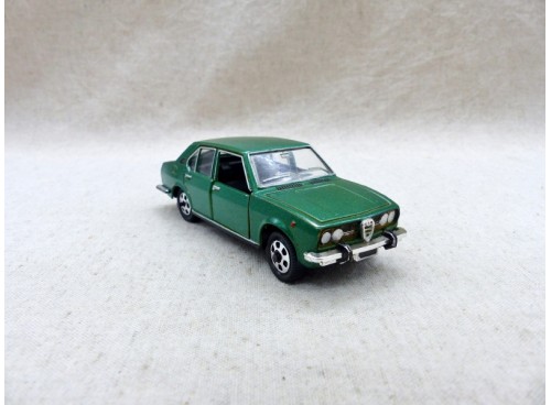 Mebetoys A76 Alfa Romeo Alfetta 1/43°