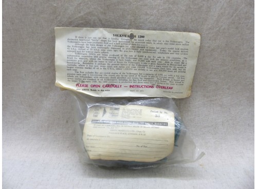 AIRFIX - 32 M6C Volkswagen De Lux Sedan Kit Complet neuf  dos