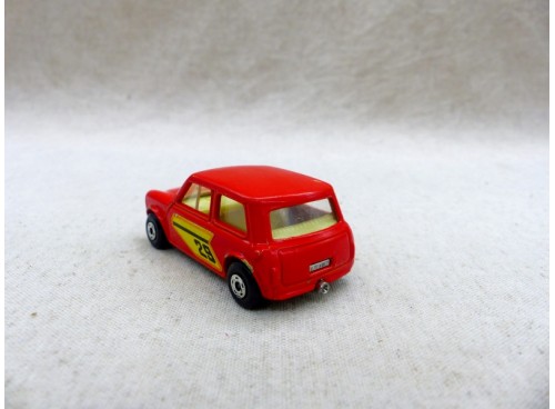 voiture miniature Matchbox Superfast MB 29 Racing "Mini"