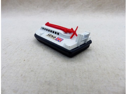 miniature Matchbox Superfast MB 72 Hovercraft arrière