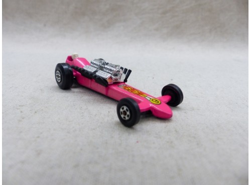 miniature Matchbox Superfast MB 64 Dragster Slingshot