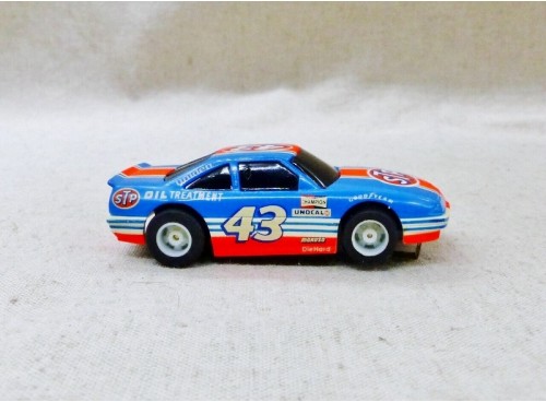 voiture de circuit Ho Tyco Nascar 43 Petty Pontiac