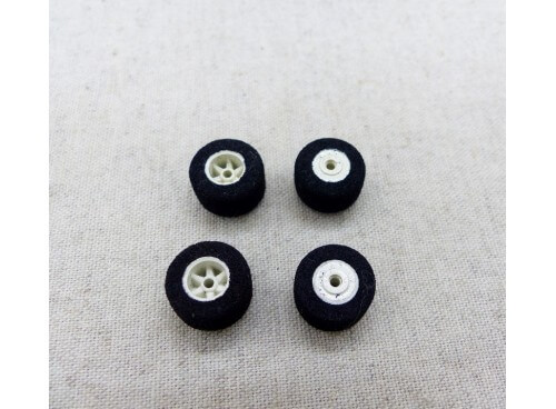 Roues arrières et Pneus mousses pour Aurora AFX G Plus. Pièces détachées