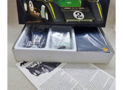 Vanquish Coffret Mc Laren M8-D Kit Neuf Boite détails