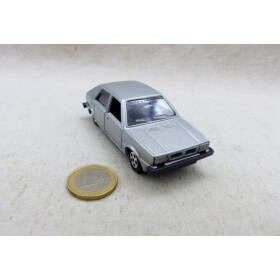 miniature auto HotWheels Mattel Lancia Delta Near Mint