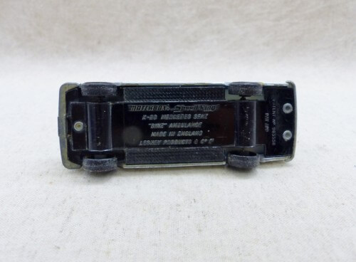 Matchbox Kingsize K-26 Mercedes Benz "Binz" Ambulance dessous