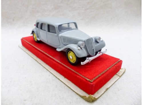 Dubray 18 Citroen Traction Avant 11 BC 1953 NM Boite vue avant