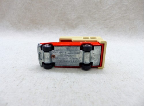 Matchbox Superfast MB 38 Camper vue de dessous
