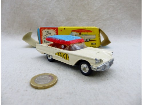 miniature auto Corgi Toys 430 Bermuda Taxi