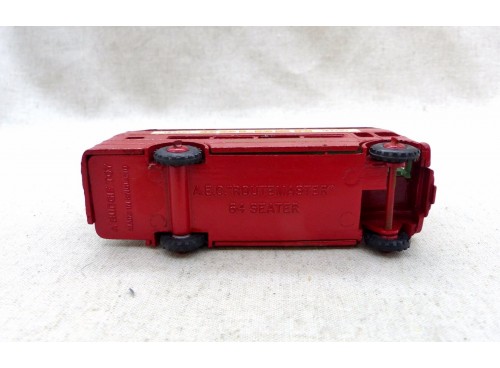 Budgie 236 bus AEC Routemaster Rouge