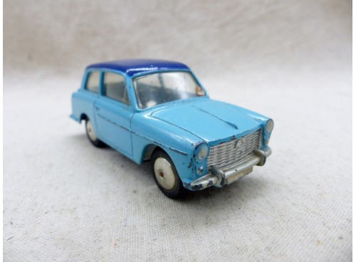 voiture miniature Corgi Toys 216 Austin A40 Saloon