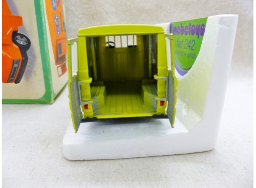 ouvrants arrière Mebetoys 8586 Fiat 242 Camion Glacier Consengne Gelati