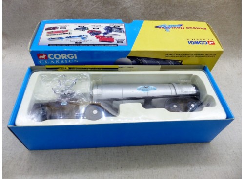 Corgi Toys 16304 Scammel Highwayman Tanker "Crow"