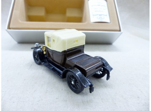 Corgi Toys C862 Renault 1910 12/16 vue arrière
