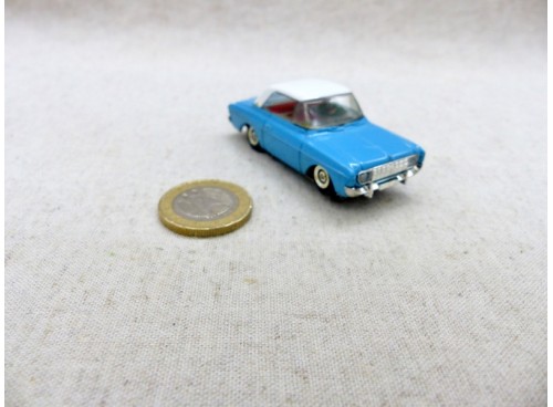Faller AMS 4804 Ford Taunus 20M Bleue et Blanche