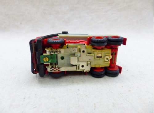 Faller AMS 5790 Camion Nettoyage de Pistes Schienenreiniger vue de dessous