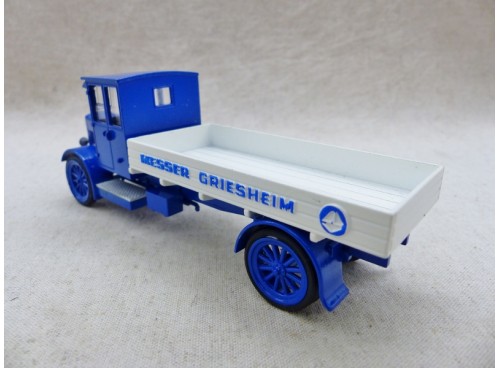 Conrad 1032 Camion Plateau  MAN KVB4 LKW Pritsche "Messer Griesheim" vue arrière