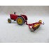Dinky Toys 300 Tracteur Massey Harris et 322 Disc Harrow gauche