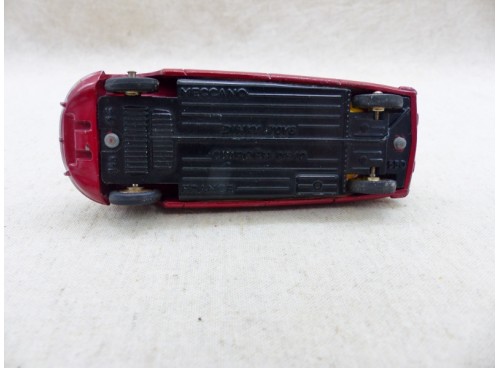 Dinky Toys 530 DS 19 dessous