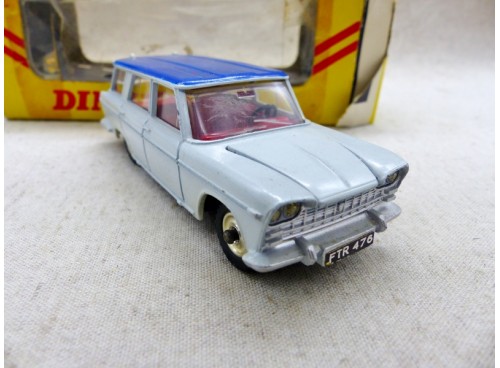 petite voiture Dinky Toys 172 Fiat 2300 NM/Boite