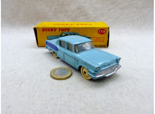 Dinky Toys 179 Studebaker President Sedan