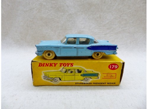 Dinky Toys 179 Studebaker President Sedan