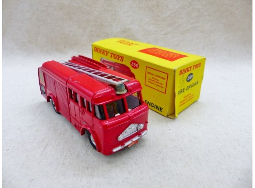 Dinky Toys 259 Camion de Pompiers Bedford NM/Boite