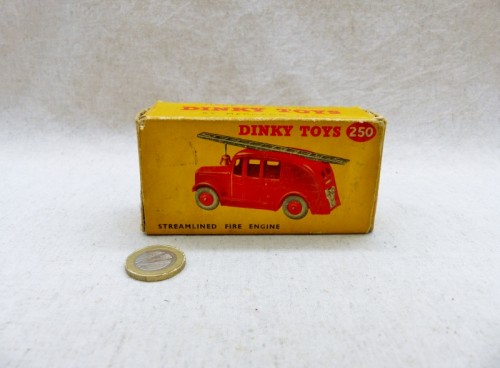 Dinky Toys 250 Camion de Pompiers Streamlined Fire Engine NM/Boite