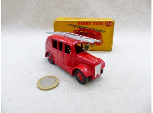 Dinky Toys 250 Camion de Pompiers Streamlined Fire Engine NM/Boite
