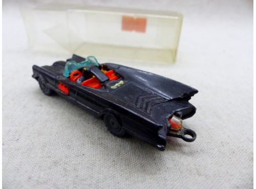 Husky 1402 Voiture Batmobile vue arrière