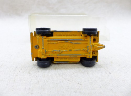 Corgi Juniors 82 Yogi Bear Jeep dessous