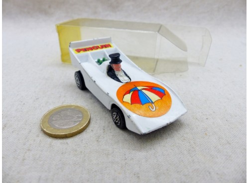 Corgi Juniors 20 Voiture du Pingouin (Batman)