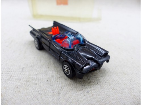 miniature Corgi Juniors 69 Batmobile