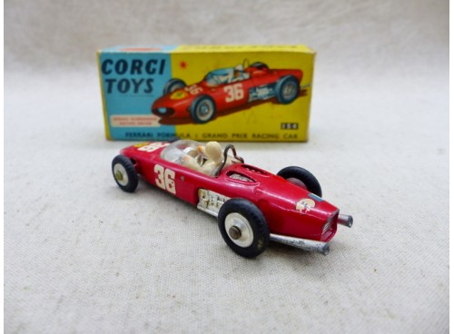 Corgi Toys 154 Ferrari Formula 1 Grand Prix Racing Car avec Boite arrière